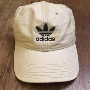 Adidas beige hat
